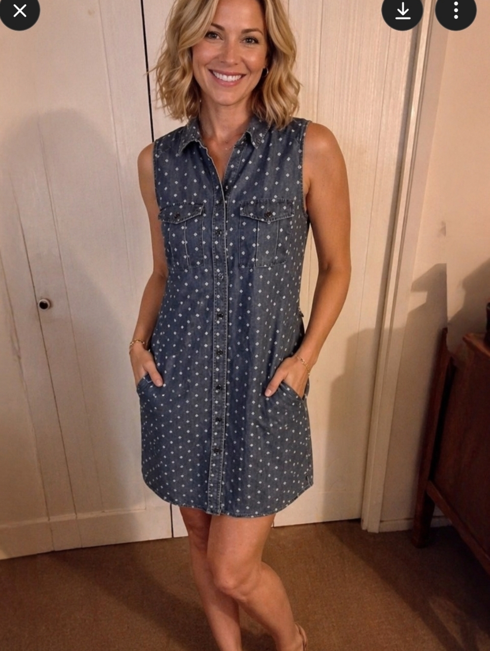 Womens Sleeveless 9 Button Shirt Dress, Size XS.